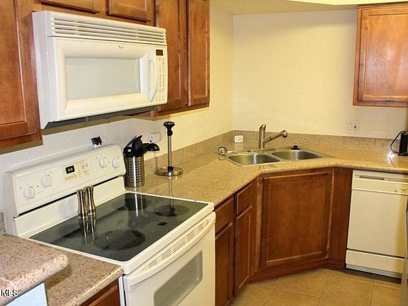 5th image of 8787 E Mountain View Rd Unit 2027