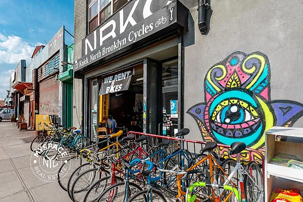 Rented by MySpaceNYC | media 36