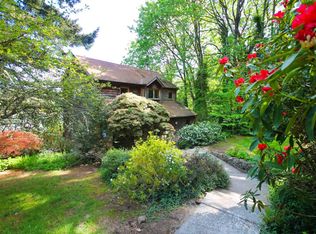 23526 107th Ave SW, Vashon, WA 98070