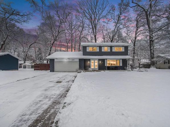 1104 Lancelot Dr, Muskegon, MI 49445