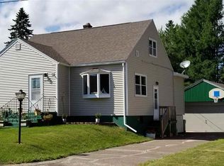 2439 Harvey St, Duluth, MN 55811