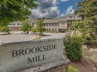 12 Brookside Rd UNIT 2, Westford, MA 01886