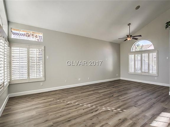 5th image of 1332 Grey Hunter Dr