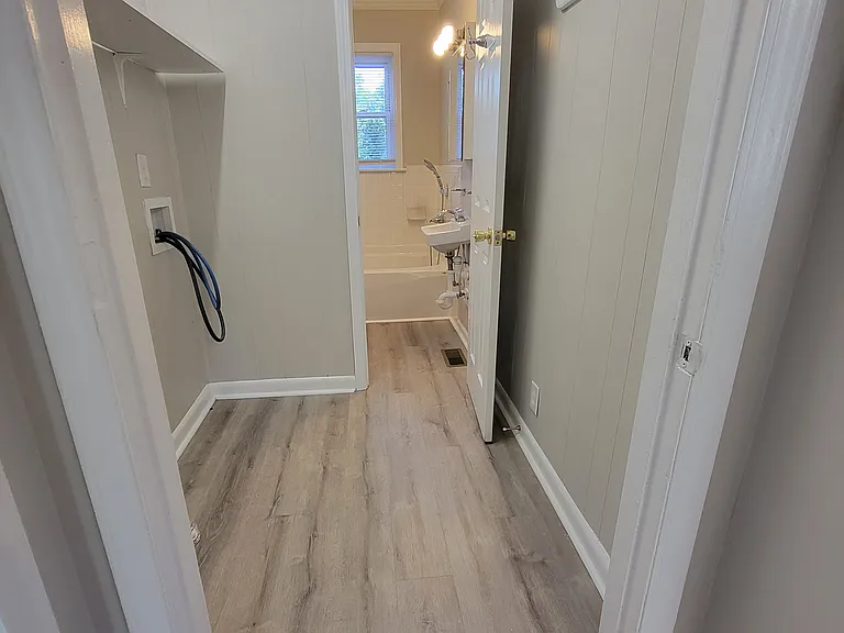 8165 Wood St — Photo 7