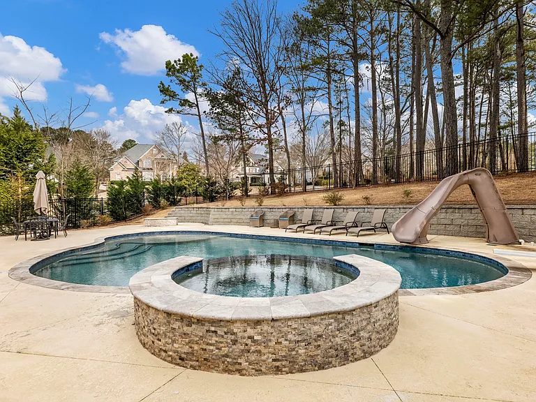 2373 Bronze Oak Ln — Photo 37