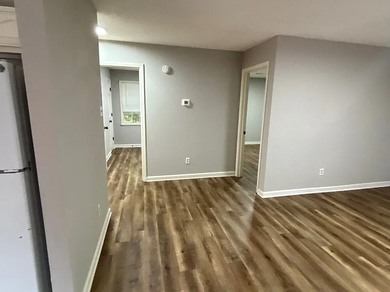 330 Main St #10 — Photo 19