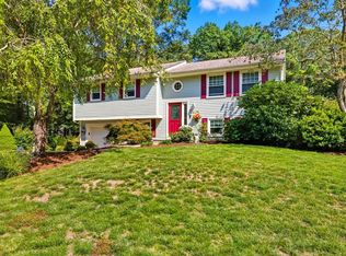 3 Cushing Ln, Mansfield, MA 02048