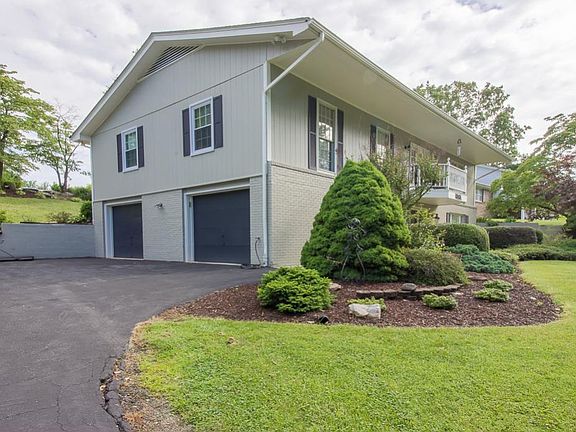 2nd image of 113 Woodside Dr