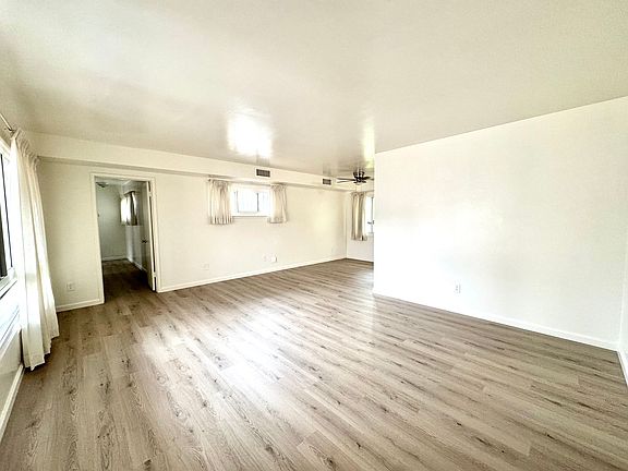 3rd image of 9817 Crenshaw Blvd Unit 1-4