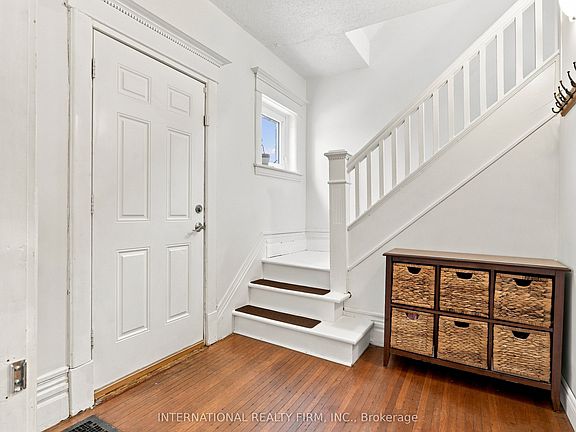 2nd image of 158 6th St