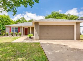 601 NW Charlyne Dr, Burleson, TX 76028
