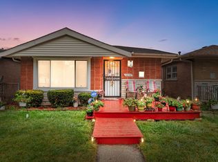 16137 Woodbridge Ave, Harvey, IL 60426