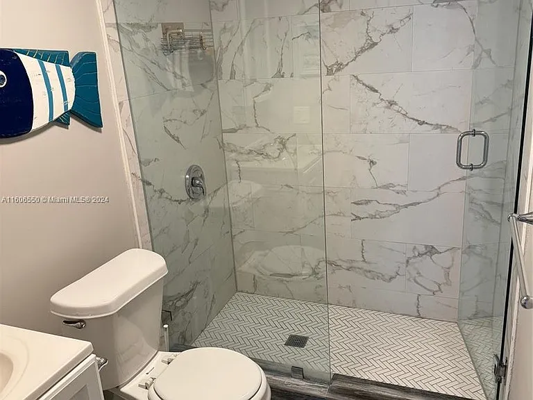 57 NE 24th St #61-B — Photo 11