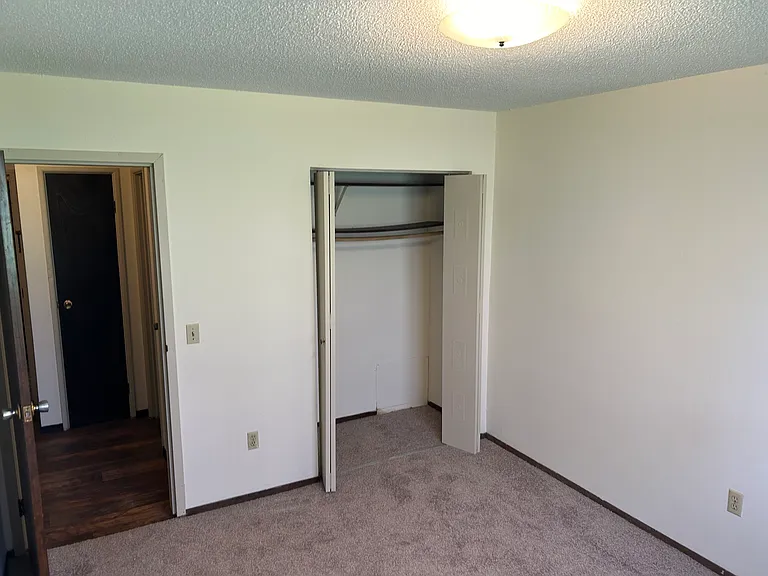 2640 Colfax Ave S #102 — Photo 6
