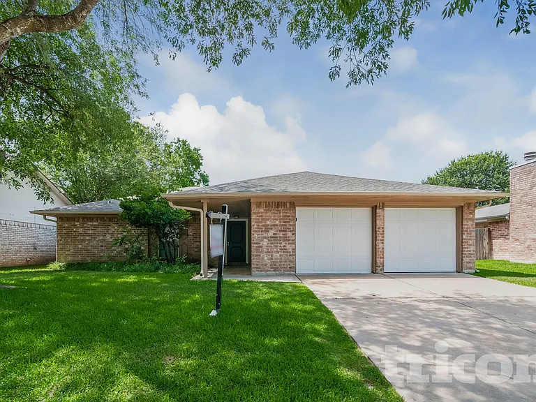 17719 Glenpatti Dr — Photo 16