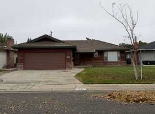 221 S 7th St, Patterson, CA 95363