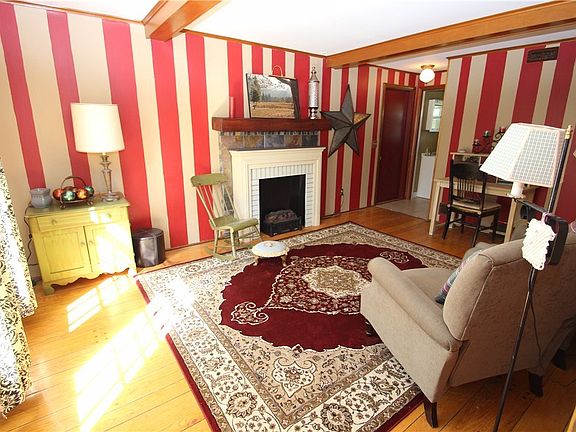 5th image of 28 Buckwheat Dr