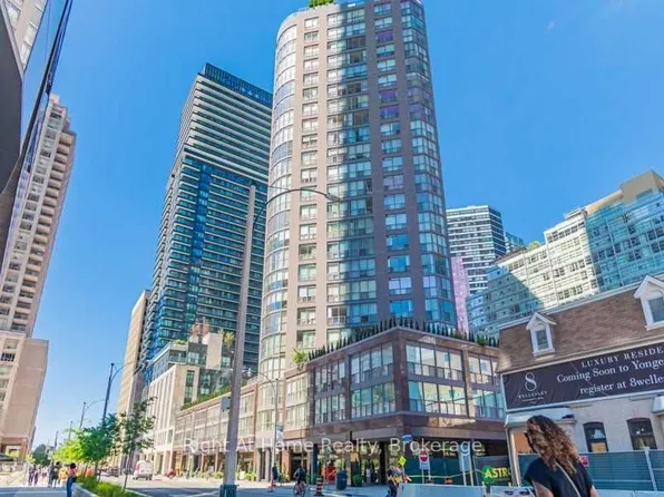 24 Wellesley St W, Toronto, ON