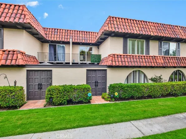 3037 Club House Cir, Costa Mesa, CA 92626