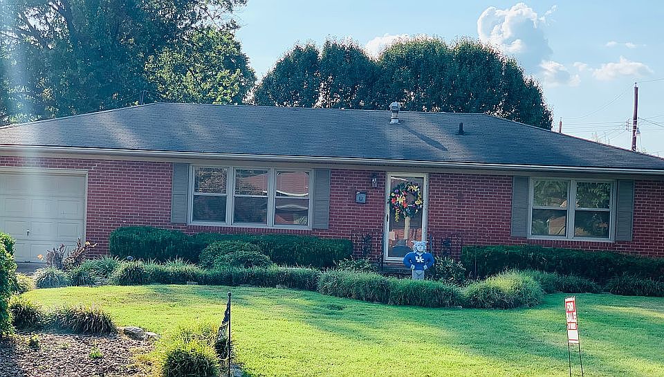 1st image of 2924 Plymouth Pl