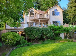 1416 N Lake Stickney Dr, Lynnwood, WA