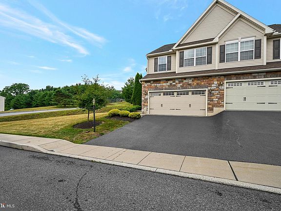 5th image of 5 E Abby Ln