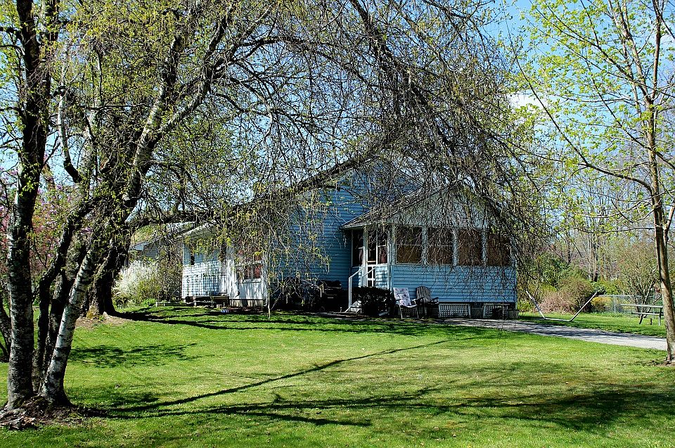 1st image of 7 Mountain View Ave