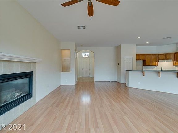 4th image of 9302 Wilderness Glen Ave