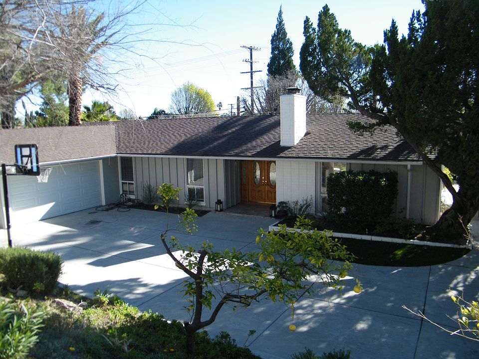1st image of 8450 Farralone Ave
