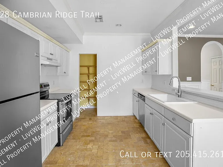 428 Cambrian Ridge Trl — Photo 30