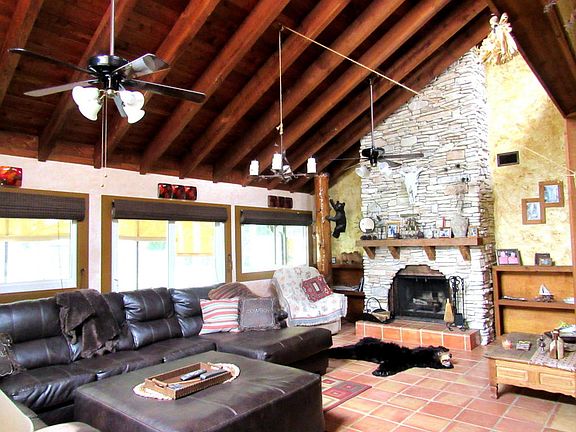 Foyer 4-2-2017 11-39-41 AM - Copy