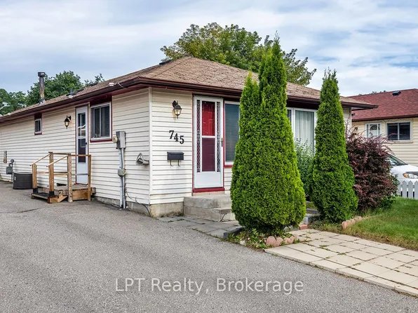 745 Grandview Dr, Oshawa, ON L1H 7W5