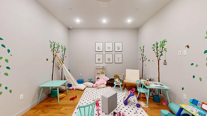 Rented by Bond New York | media 11