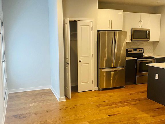 5th image of 1216-18 N 5th St #31