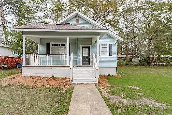 2 bed, 1.0 bath, 1246 sqft, $1,175 — Photo 1