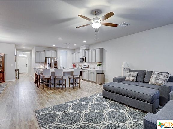 4th image of 2025 Lighthouse Lake Ln