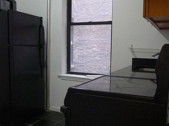 3rd image of 4118 29th St APT 2C