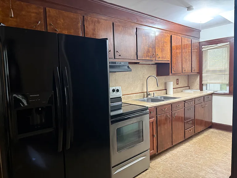 38 Layton St #1 — Photo 6