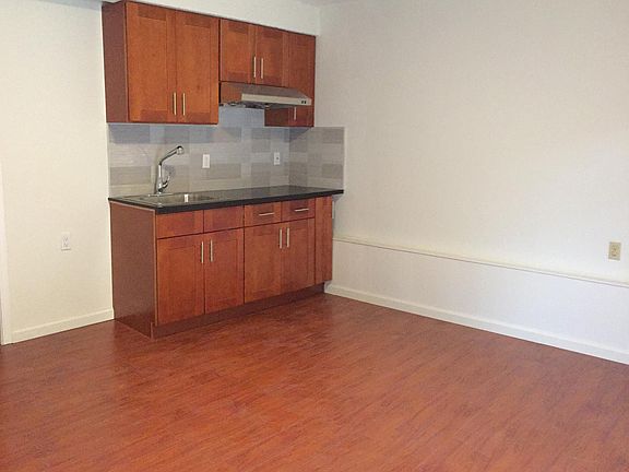 2nd image of 132 Marbly Ave