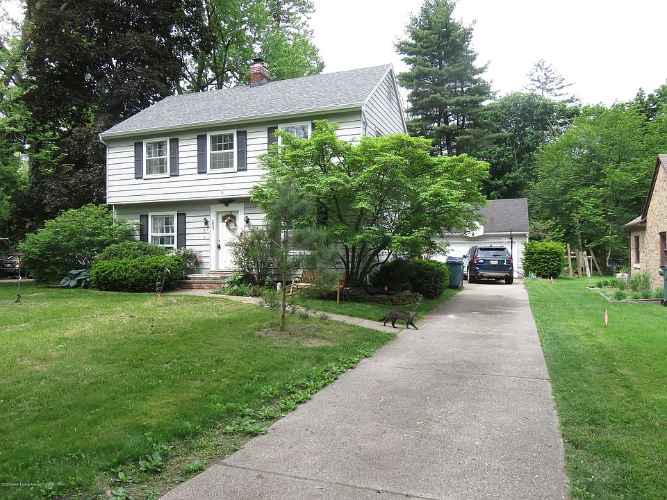 1st image of 253 Oakland Dr