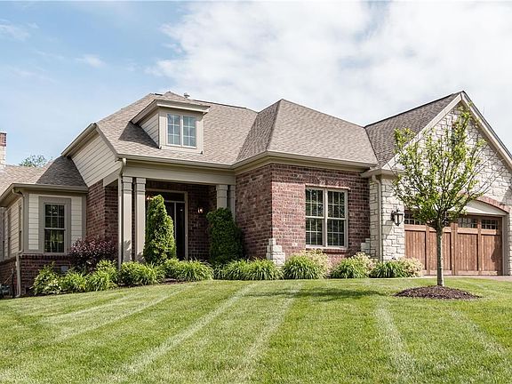 2nd image of 212 Meadowbrook Country Clb