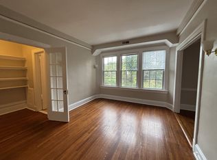 526 W University Pkwy APT 204, Baltimore, MD 21210