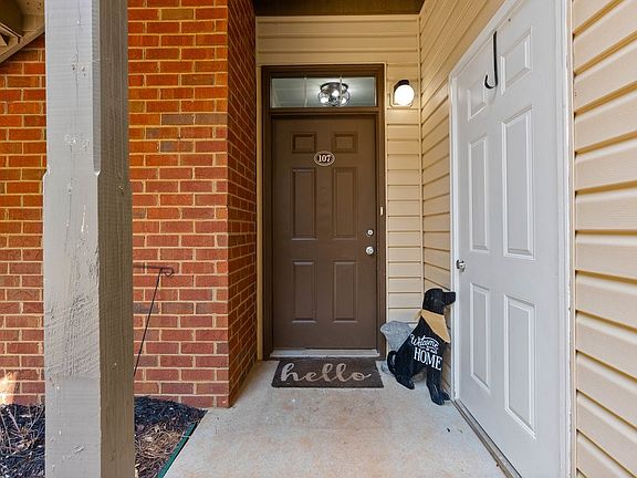 4th image of 190 Wexford Dr Unit 107