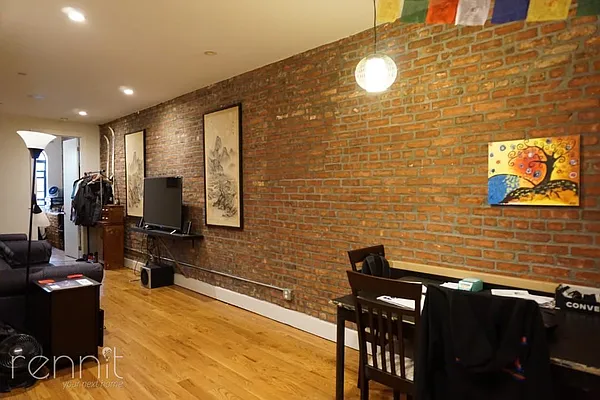 Rented by Rennit Inc. | media 6