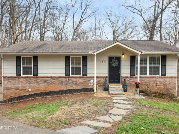 3353 Forest Heights Cir, Lenoir City, TN 37772