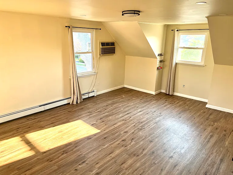 118 Edmund St #2 — Photo 2