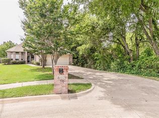 8157 Wendy Ln, Benbrook, TX 76116