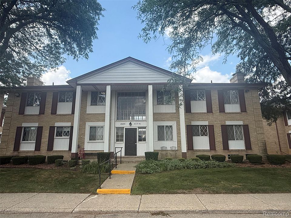 1st image of 29240 Gloede Dr APT 15