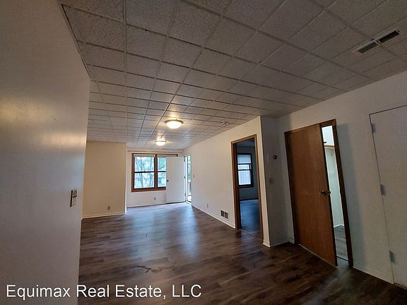 4th image of 1910 Feronia Ave #22
