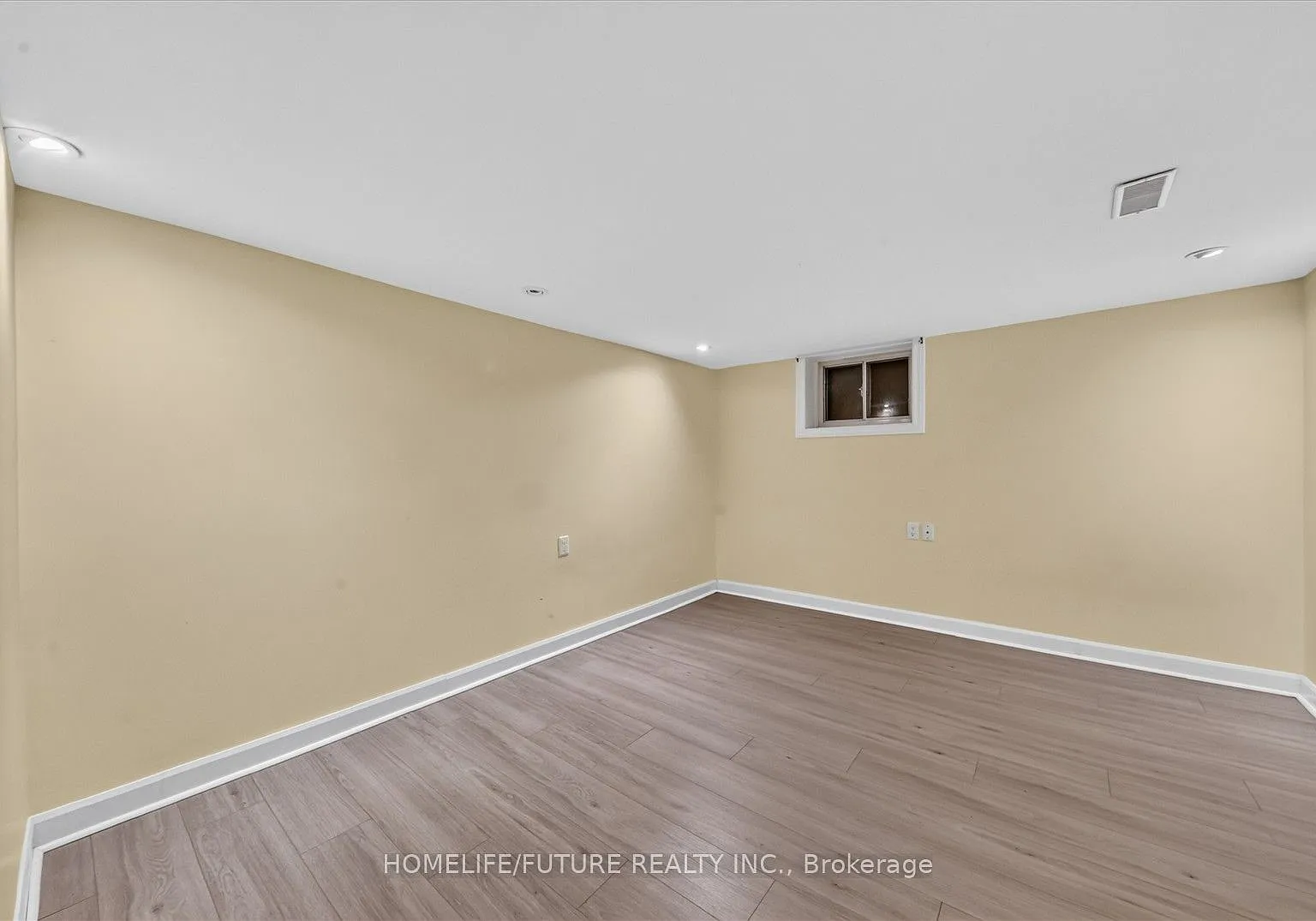 2 bed, $1,600 — Photo 4